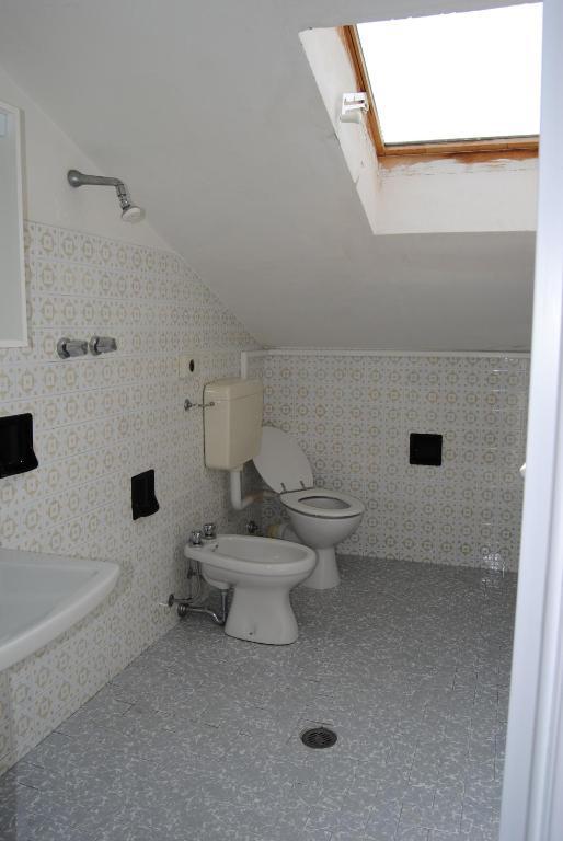 Hotel Trevi Cesenatico Rum bild